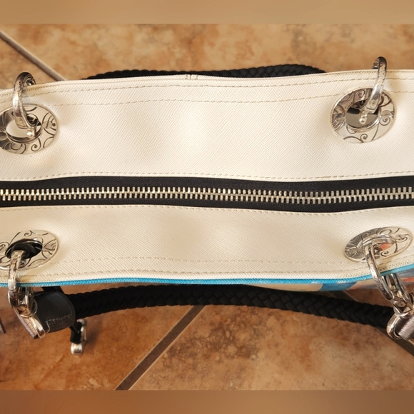 Brighton Fashionista Oversize Travel Bag - Picture 7 of 13